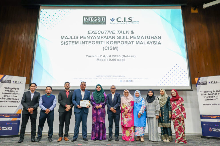 Program Executive Talk & Majlis Penyampaian Sijil Pematuhan Corporate Integrity System Malaysia (CISM)